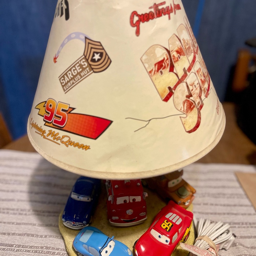 Disney Pixar Cars 3D Collectible Table Lamp – Radiator Springs